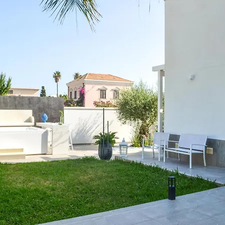 Al Raggio Di Sole Hébergement de vacances Marzamemi